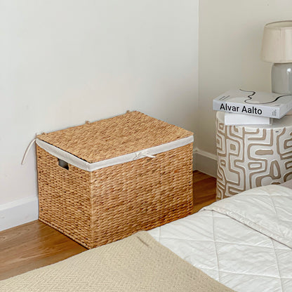 Basket with built-in lid for clothes and unused items